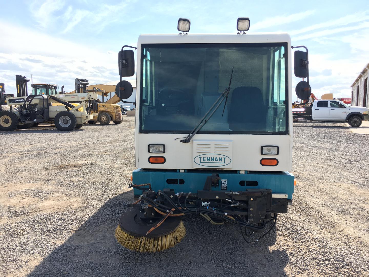 ./imagenes/INVOICE/2019/16462/BARREDORA TENNANT 830-II (10).JPG